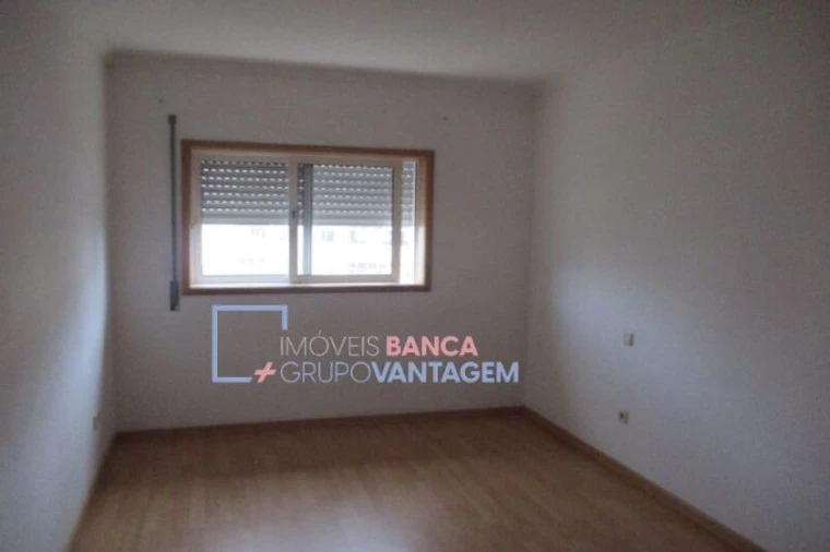 Apartamento T3 para Venda em O. Azeméis, Riba-Ul, Ul, Macinhata Seixa, Madail Foto 7