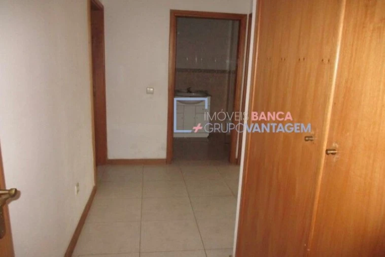 Apartamento T3 para Venda em O. Azeméis, Riba-Ul, Ul, Macinhata Seixa, Madail Foto 9
