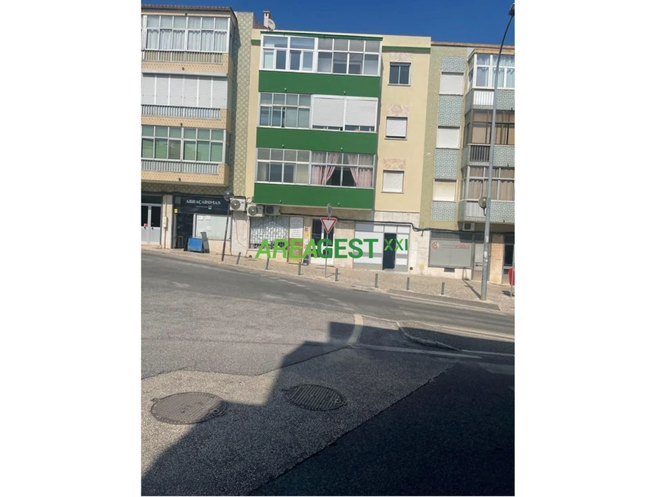 Apartamento T2 para Venda em Falagueira-Venda Nova Foto 8