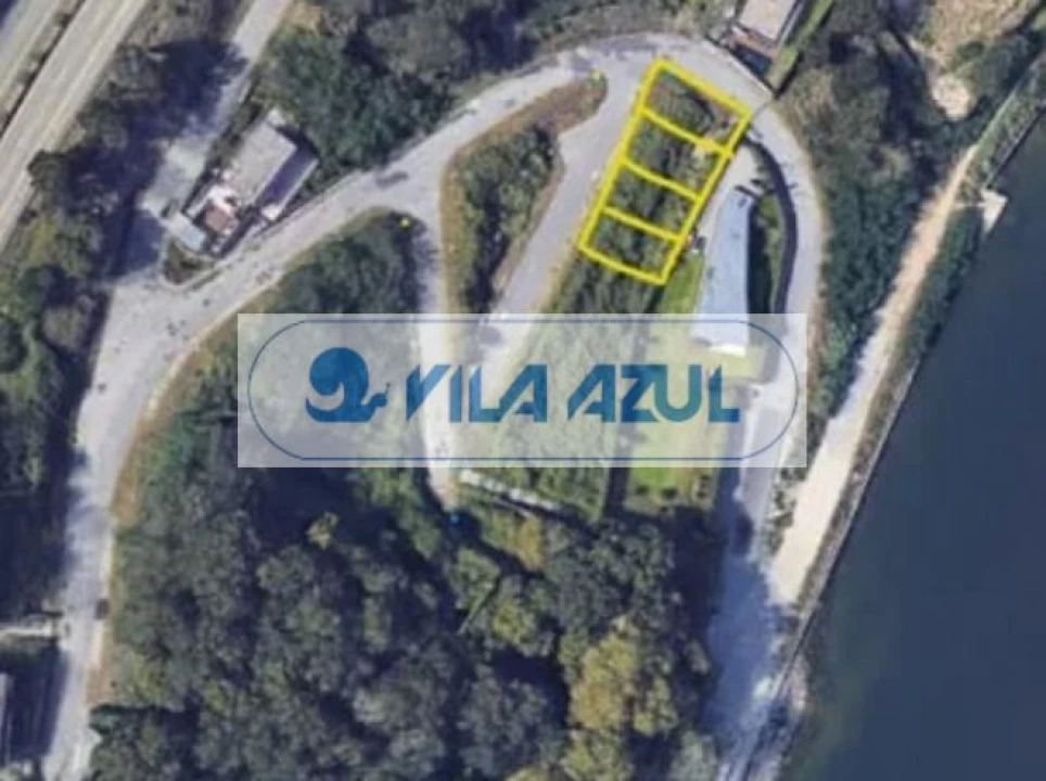 Terreno para Venda em Oliveira do Douro Foto 7