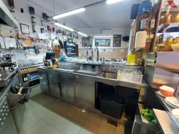 Loja para Arrendamento em Agualva e Mira-Sintra