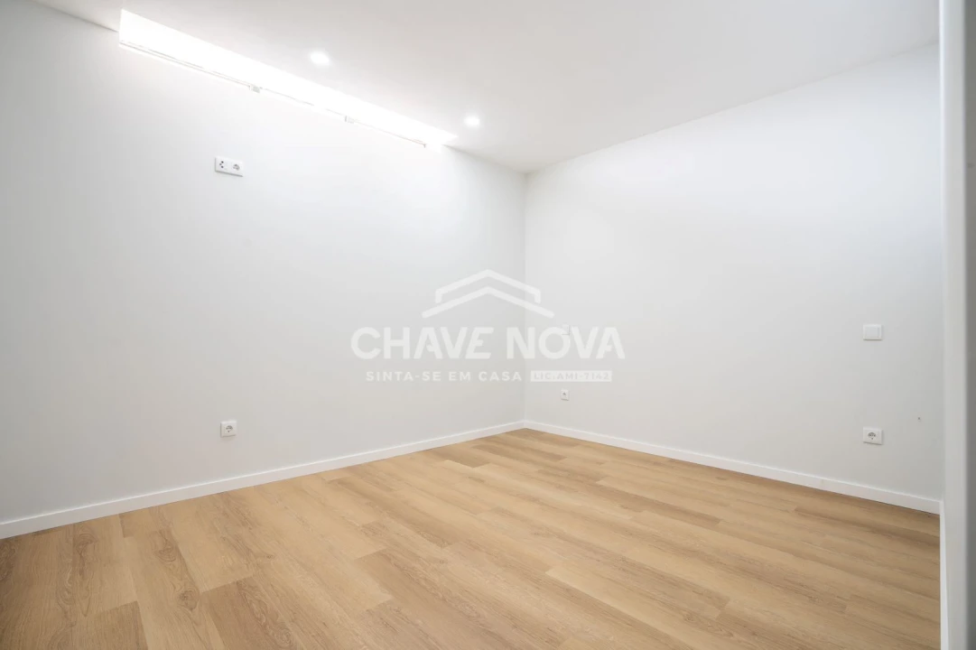 Apartamento T2 para Venda em Cortegaça Foto 10