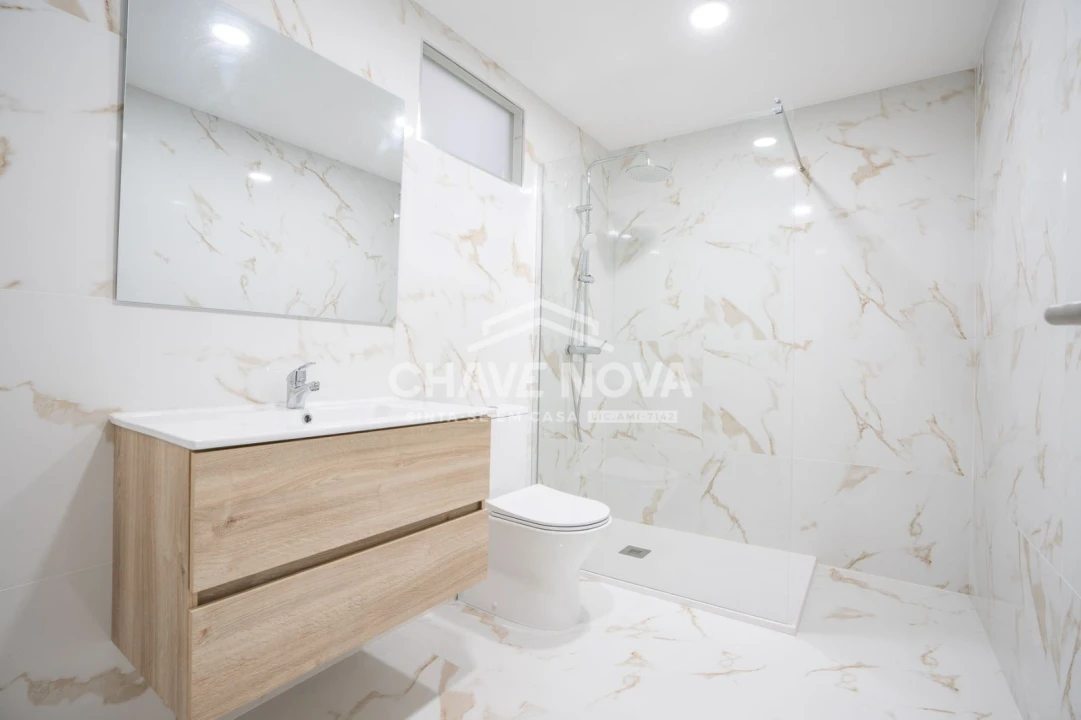 Apartamento T2 para Venda em Cortegaça Foto 14