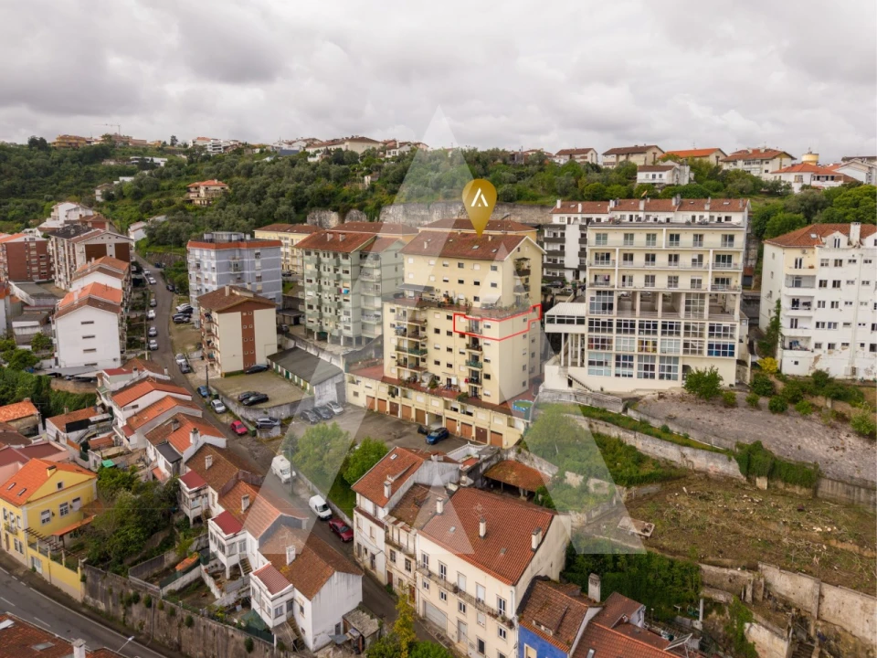 Apartamento T3 para Venda em Santa Clara e Castelo Viegas Foto 17