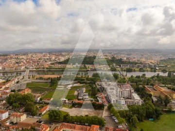 Apartamento T3 para Venda em Santa Clara e Castelo Viegas