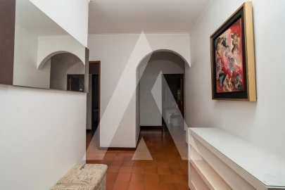 Apartamento T3 para Venda em Santa Clara e Castelo Viegas