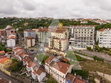 Apartamento T3 para Venda em Santa Clara e Castelo Viegas