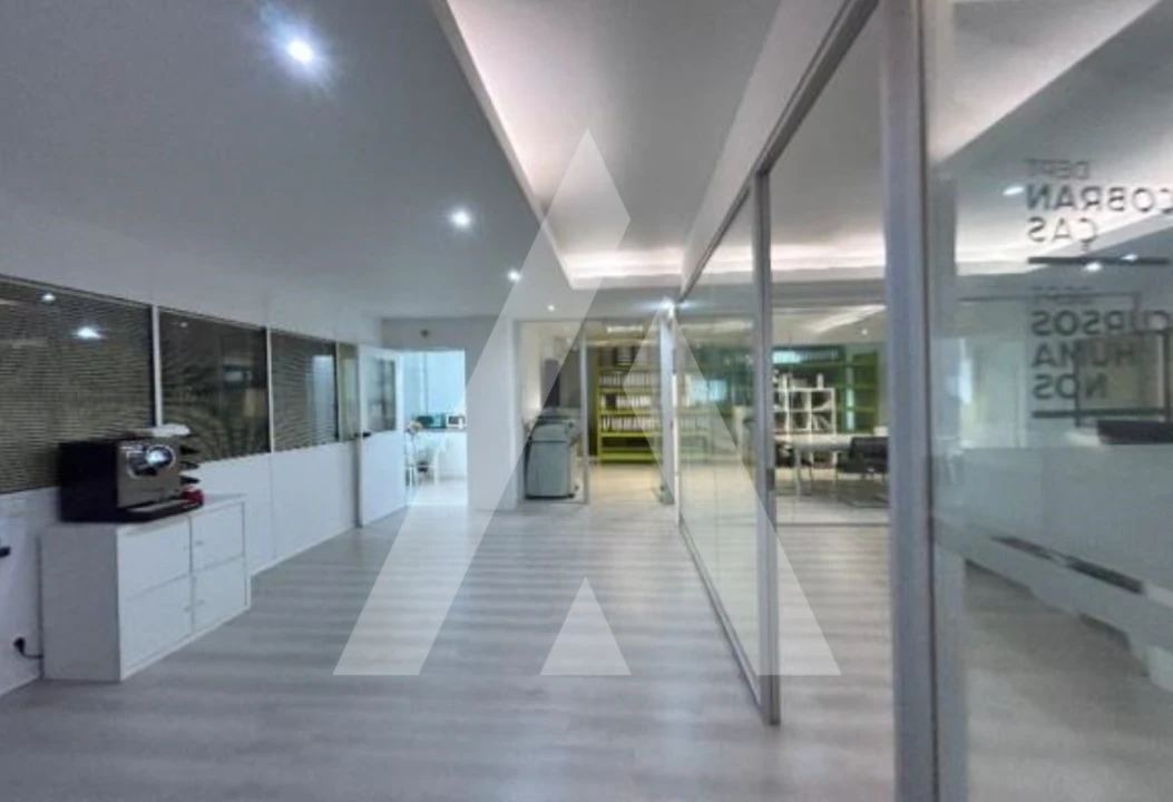 Armazém para Venda em Marvila Foto 5