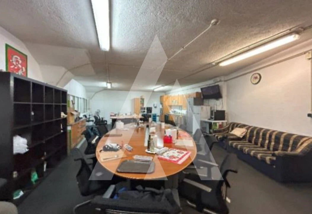 Armazém para Venda em Marvila Foto 10