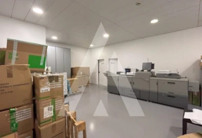 Armazém para Venda em Marvila