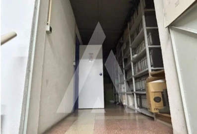 Armazém para Venda em Marvila