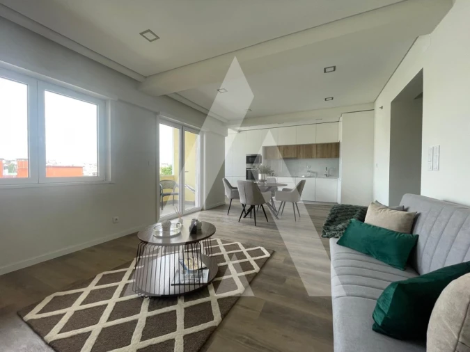 Apartamento T3 para Venda em Benfica Foto 4