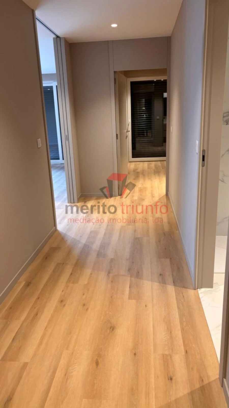 Apartamento T3 para Venda em Vila Nova de Famalicão e Calendário Foto 33