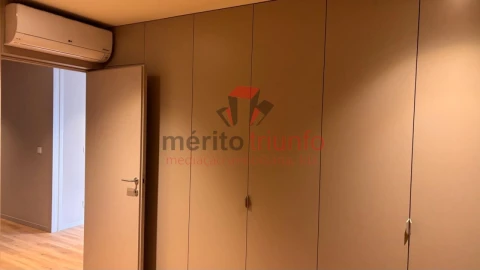 Apartamento T2 para Venda em Vila Nova de Famalicão e Calendário
