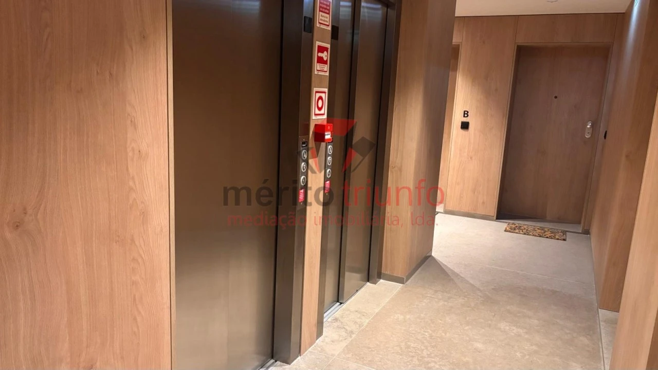 Apartamento T4 para Venda em Vila Nova de Famalicão e Calendário Foto 18