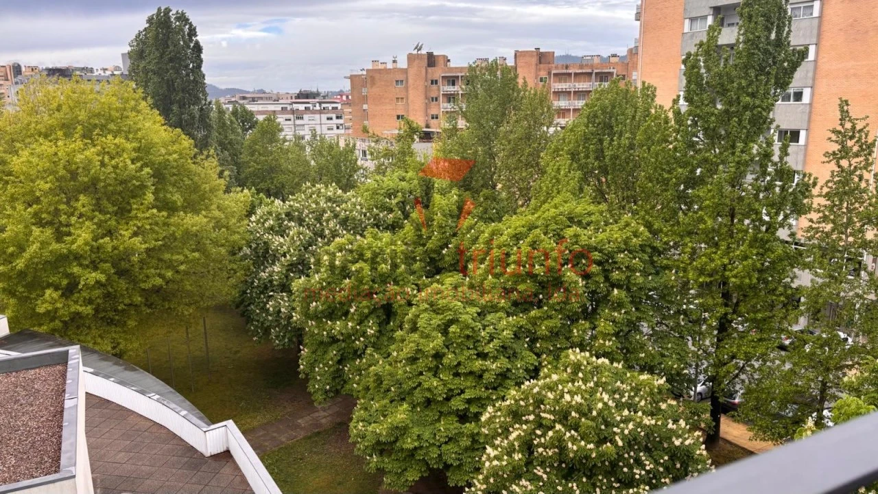 Apartamento T4 para Venda em Vila Nova de Famalicão e Calendário Foto 26
