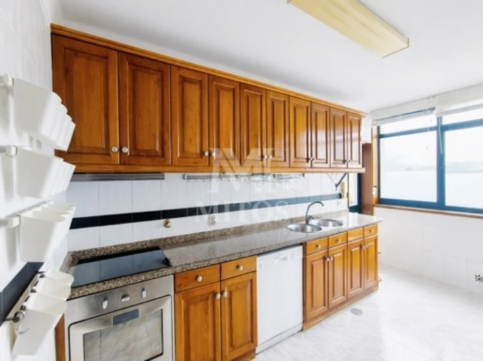 Apartamento T3 para Venda em Santa Maria Maior e Monserrate e Meadela Foto 9