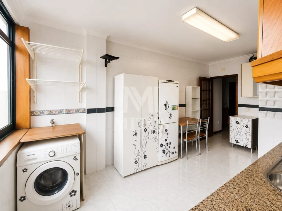 Apartamento T3 para Venda em Santa Maria Maior e Monserrate e Meadela Foto 11