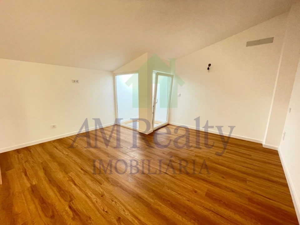 Moradia T3 para Venda em Peniche Foto 13