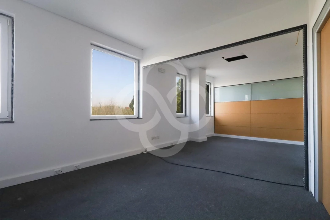 Escritório para Venda em Carnide Foto 1