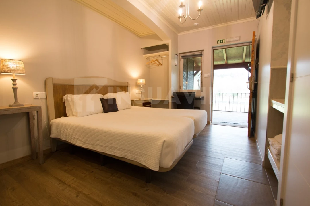 Moradia T12 para Venda em Cerdal Foto 34