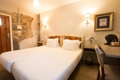 Moradia T12 para Venda em Cerdal