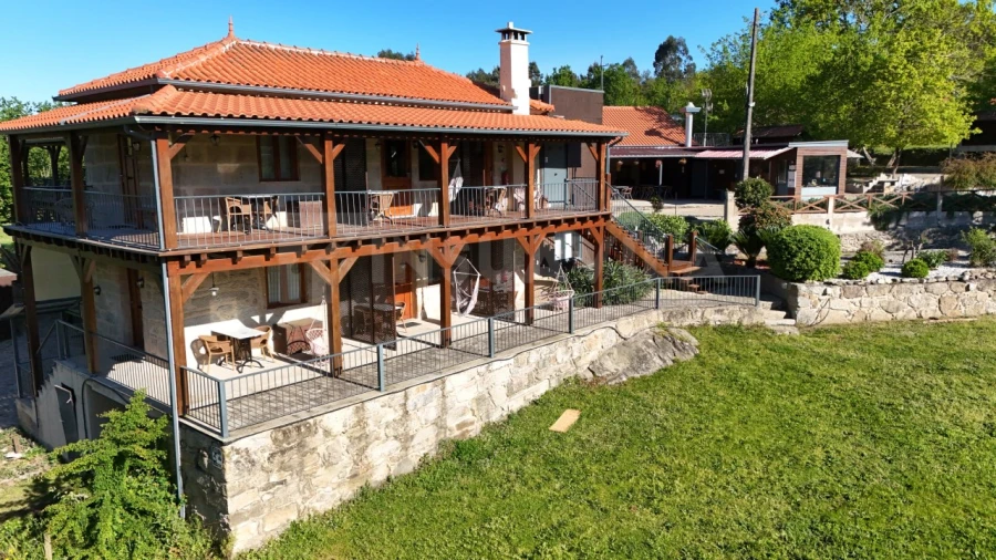 Moradia T12 para Venda em Cerdal Foto 4