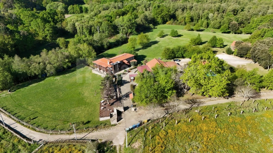 Moradia T12 para Venda em Cerdal Foto 13