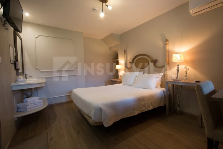 Moradia T12 para Venda em Cerdal Foto 25