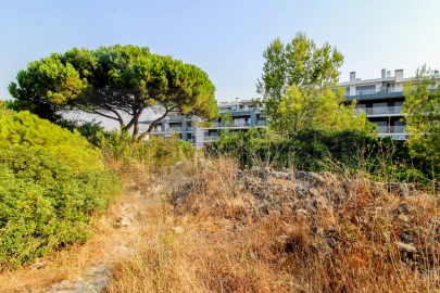 Apartamento T3 para Venda em Charneca de Caparica e Sobreda