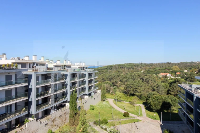 Apartamento T3 para Venda em Charneca de Caparica e Sobreda Foto 25