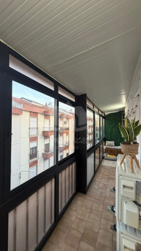 Apartamento T2 para Venda em Póvoa de Santa Iria e Forte da Casa
