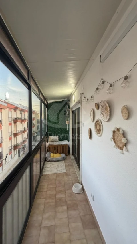 Apartamento T2 para Venda em Póvoa de Santa Iria e Forte da Casa