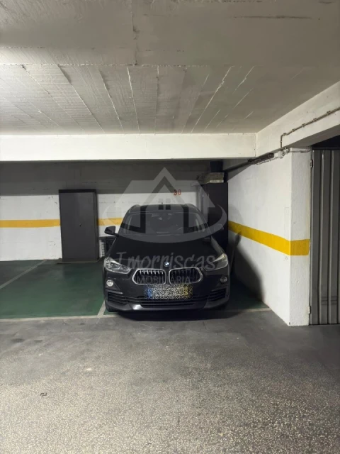 Apartamento T2 para Venda em Póvoa de Santa Iria e Forte da Casa