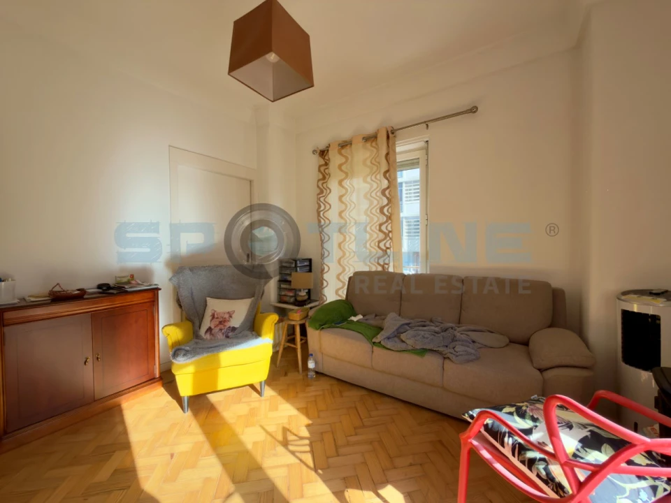 Apartamento T2 para Arrendamento em Alvalade Foto 8