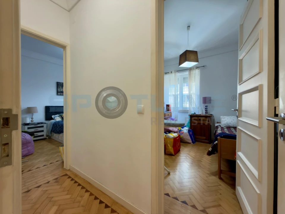 Apartamento T2 para Arrendamento em Alvalade Foto 16