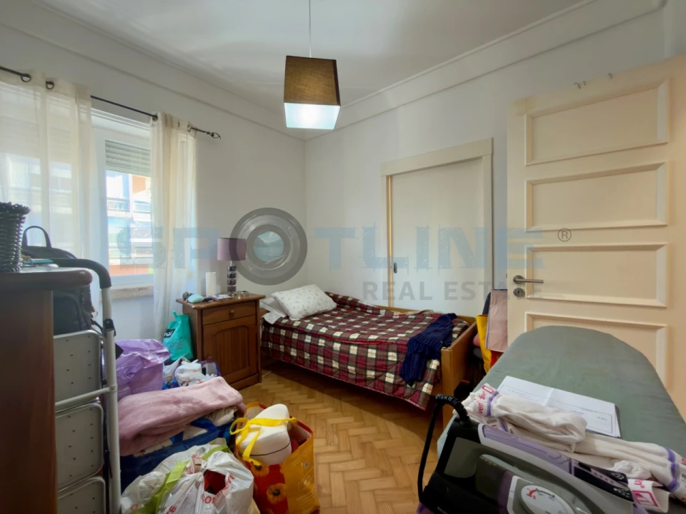 Apartamento T2 para Arrendamento em Alvalade Foto 24