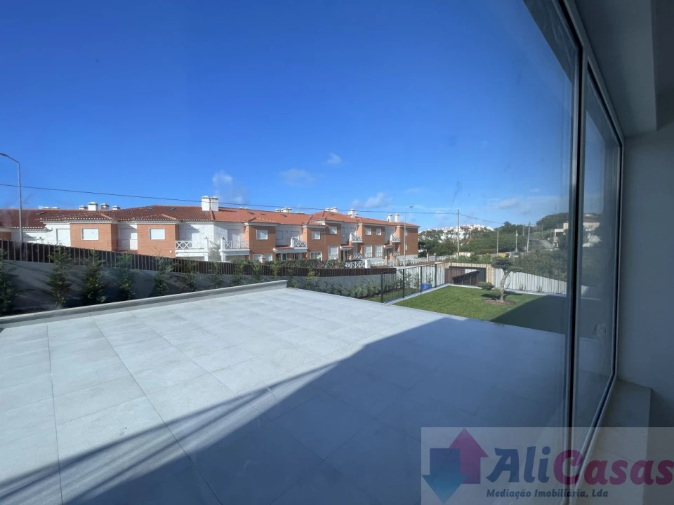 Apartamento T3 para Venda em São Martinho do Porto Foto 14