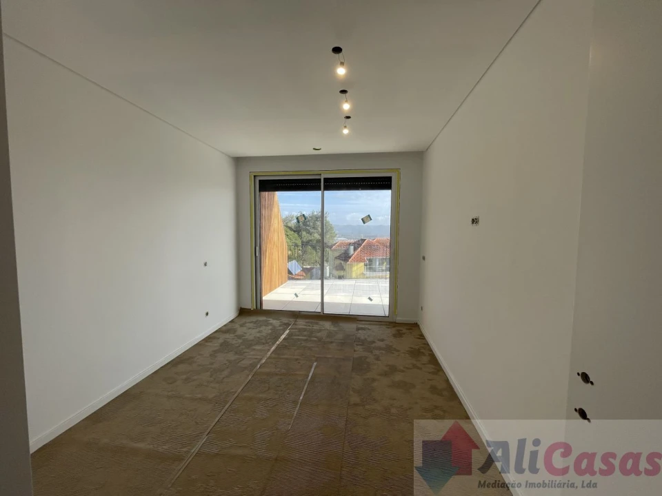 Apartamento T3 para Venda em São Martinho do Porto Foto 25