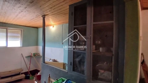 Moradia T3 para Venda em Rosmaninhal