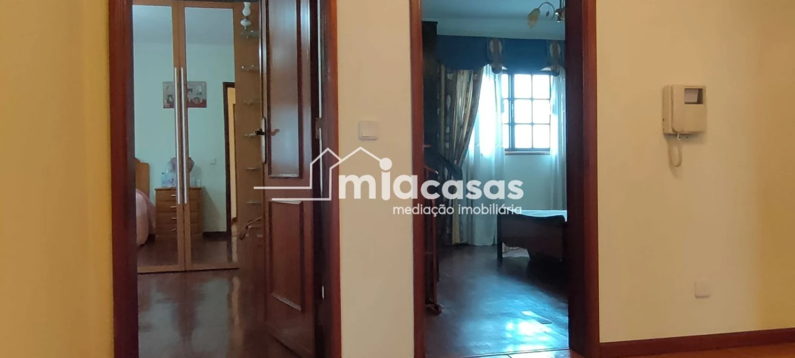 Moradia T4 para Venda em Oiã Foto 17