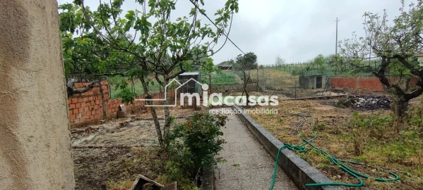 Moradia T4 para Venda em Oiã