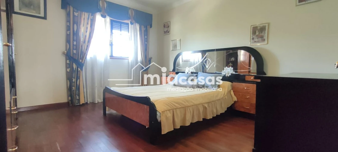 Moradia T4 para Venda em Oiã Foto 32