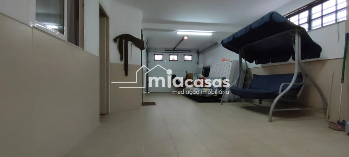 Moradia T4 para Venda em Oiã Foto 21