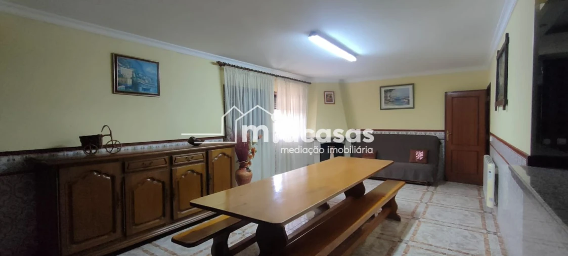 Moradia T4 para Venda em Oiã Foto 6