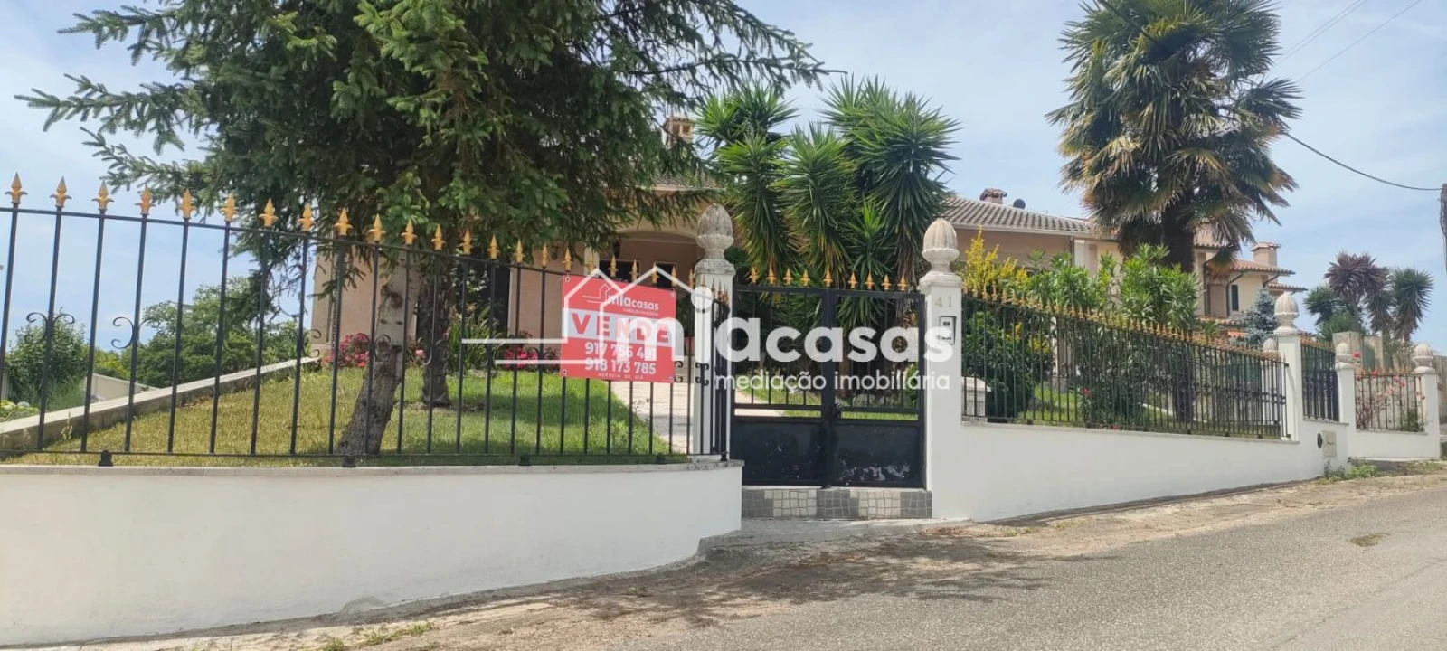 Moradia T4 para Venda em Oiã Foto 1
