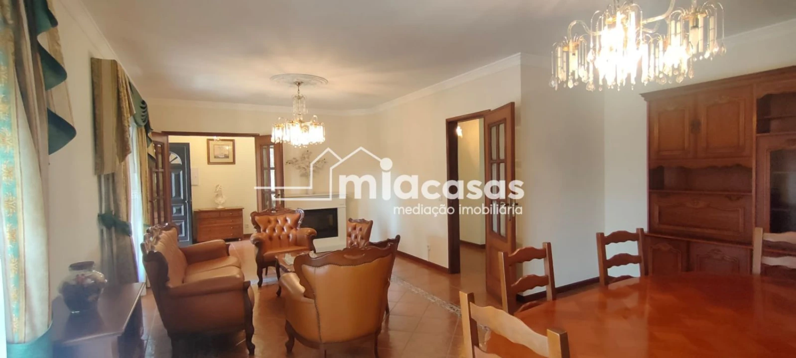Moradia T4 para Venda em Oiã Foto 7