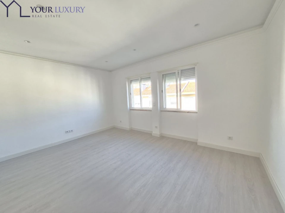 Apartamento T2 para Venda em Odivelas Foto 7