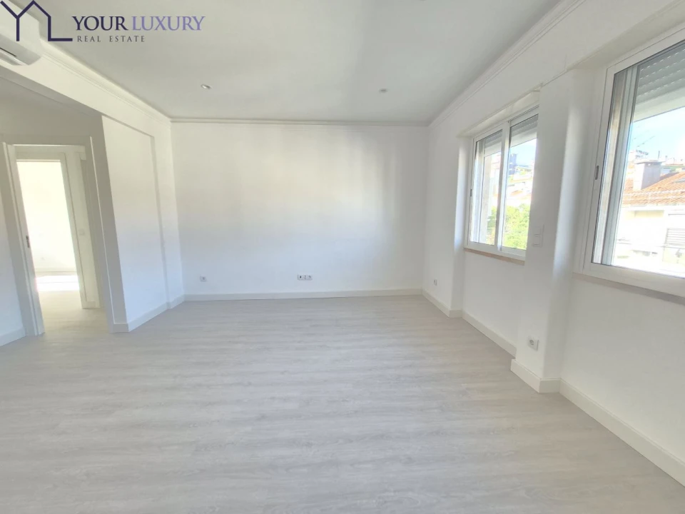 Apartamento T2 para Venda em Odivelas Foto 4