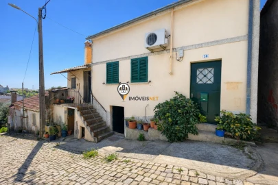 Moradia T3 para Venda em Ninho do Açor e Sobral do Campo